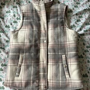 Women’s plaid vest